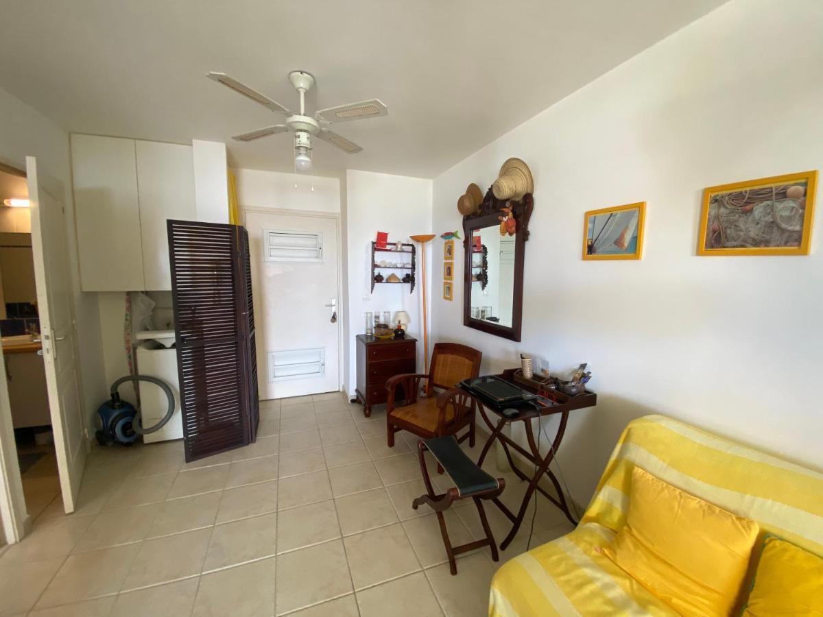 Les Hibiscus Apartment แซ็งต์-ลูซ ภายนอก รูปภาพ