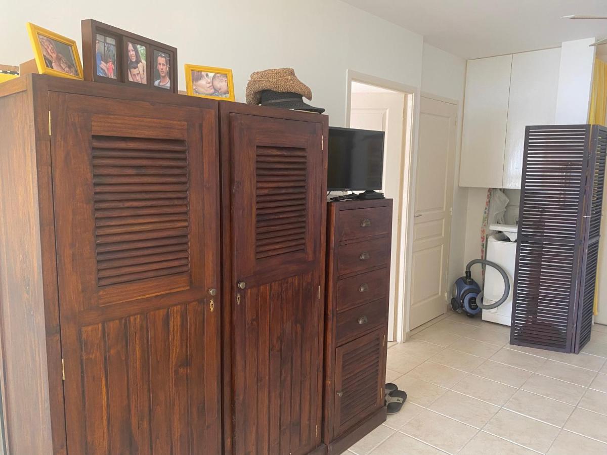 Les Hibiscus Apartment แซ็งต์-ลูซ ภายนอก รูปภาพ